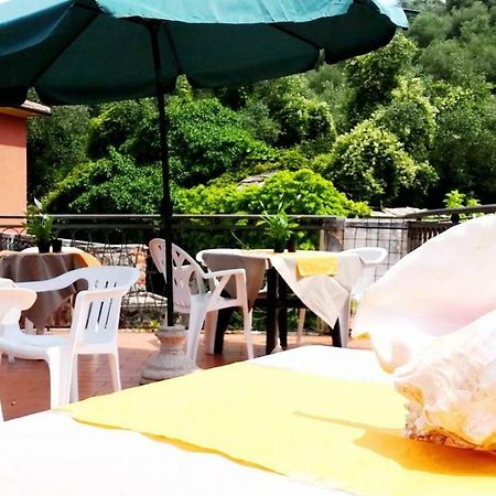 Ospitalia Del Mare Hostel 레반토 외부 사진