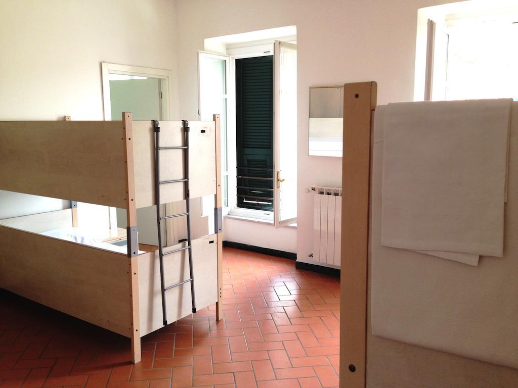 Ospitalia Del Mare Hostel 레반토 객실 사진