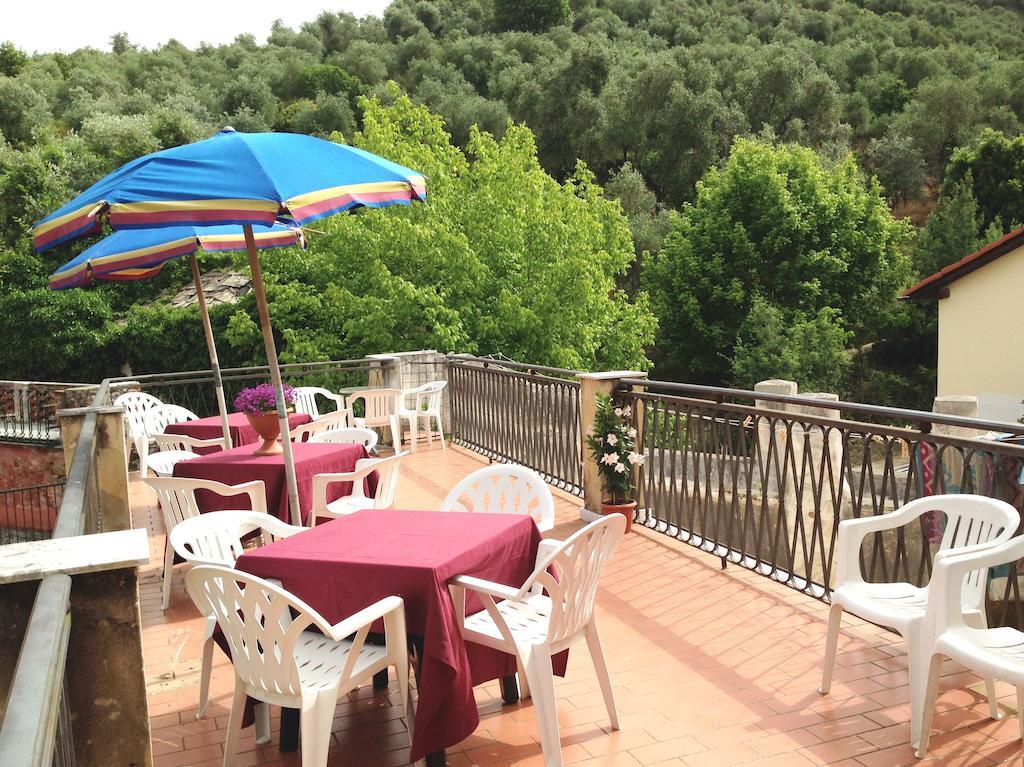 Ospitalia Del Mare Hostel 레반토 외부 사진