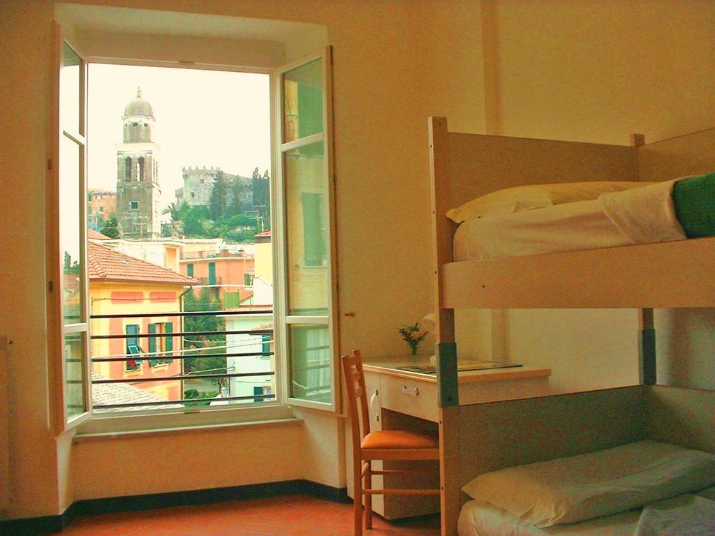 Ospitalia Del Mare Hostel 레반토 외부 사진