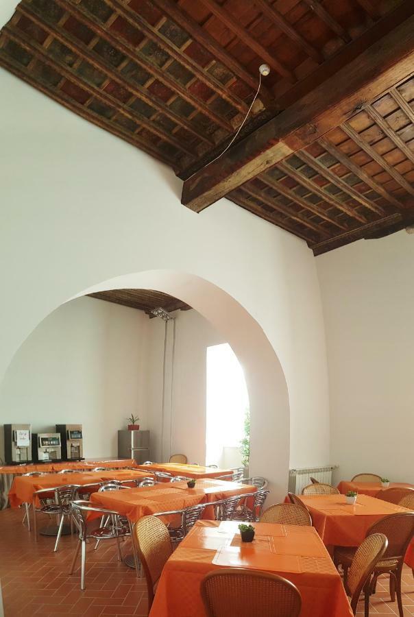 Ospitalia Del Mare Hostel 레반토 외부 사진